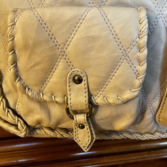 🌟 stunning, Isabella Fiore, full size, Beijing cream, leather purse - Picture 10 of 16
